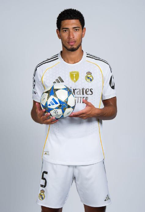 这谁顶得住啊？雷霆首节狂轰45分！9人登场均有得分入账（雷霆首节飙下45分，9人出场全员开胡，谁能招架？）