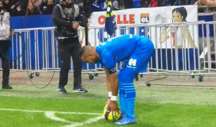 希门尼斯：进球那一刻想起了妻儿，那球是我所爱的人一起进的（希门尼斯：破门瞬间想到妻儿，这个进球是与挚爱们一起完成的）