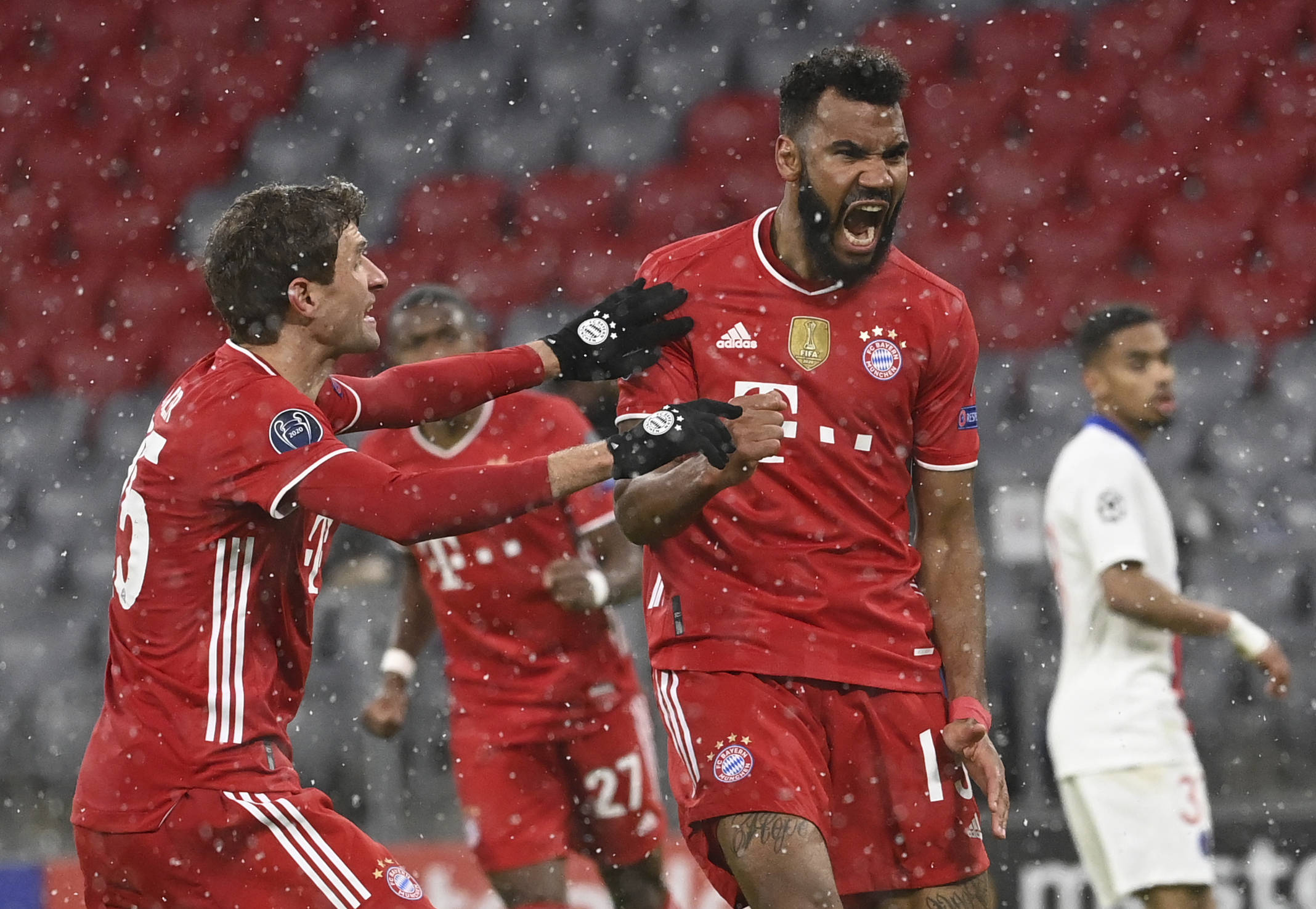 川超联赛公布多起争议判罚评议结果，多位裁判被停哨