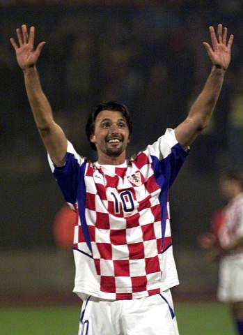 邮报：萨拉赫将与埃及主帅讨论行程，他倾向踢完布莱顿再报到（邮报：萨拉赫将与埃及主帅商谈行程，倾向先战布莱顿后再归队报到）