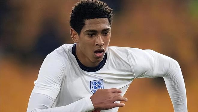 基耶利尼：我们想和斯帕莱蒂长期合作，而不是只考虑到明年6月（基耶利尼：我们期望与斯帕莱蒂长期携手，而非只着眼于明年6月）