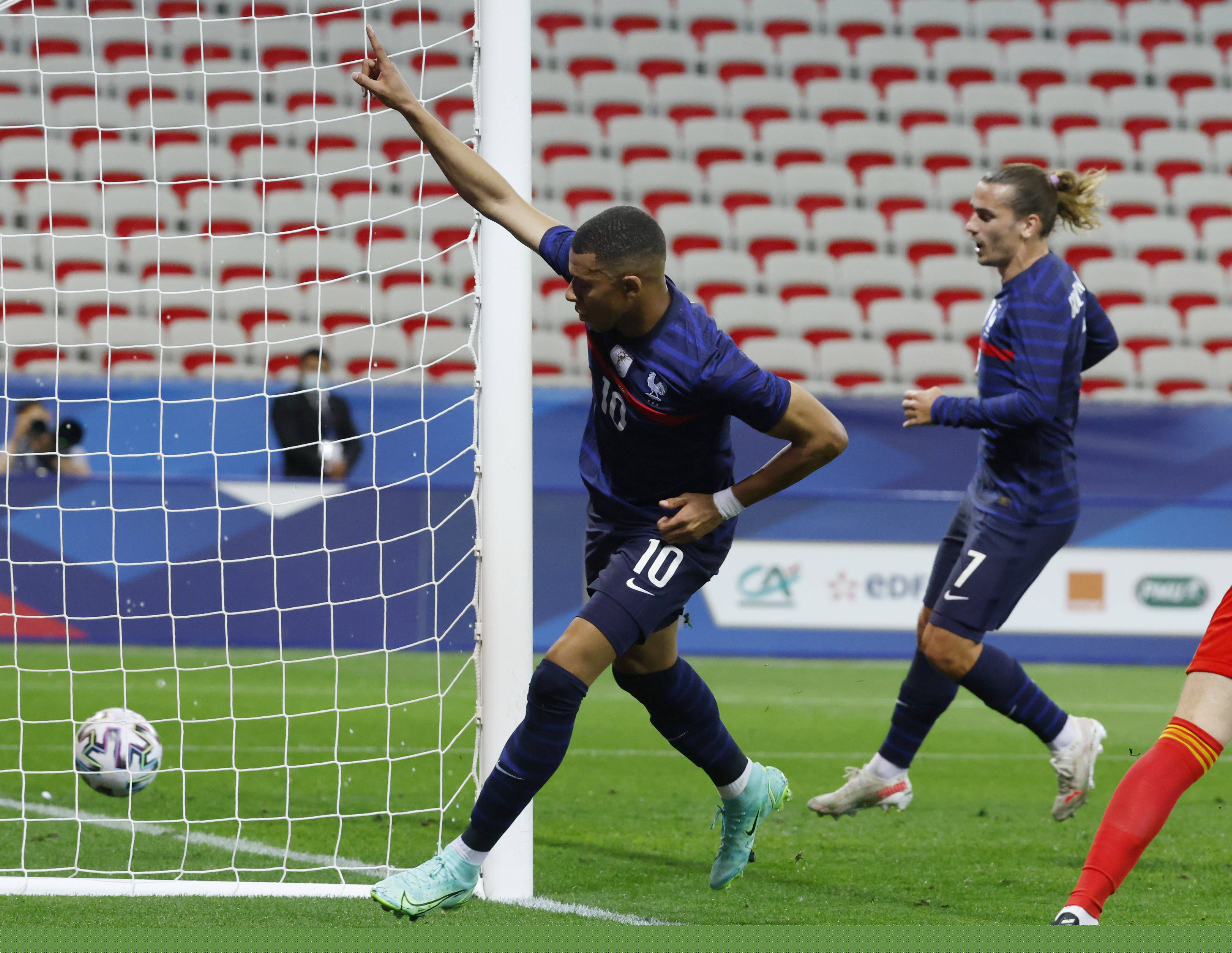 塞门约：久保建英是日本队最具威胁的球员，他真的非常出色（塞门约称久保建英是日本队最大威胁，表现极其出色）