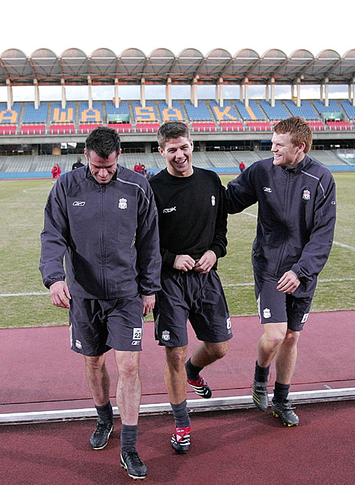 云南玉昆野心不小，一口气连续敲定两位巴西新外援，中超争冠新搅局者浮现（云南玉昆连签两名巴西外援，争冠野心尽显，中超新搅局者崛起）