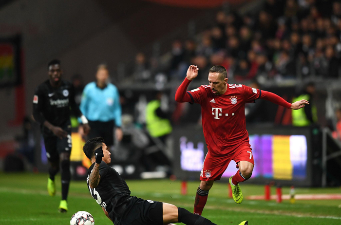 哈登生涯第12次单场55+，詹杜库生涯合计仅10次（哈登生涯55+场次达12场，詹杜库三人合计仅10场）