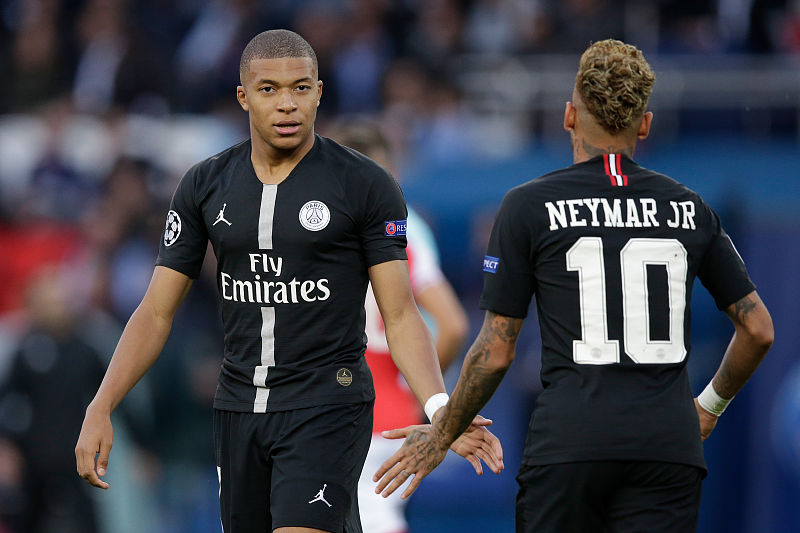 比安奇：难以理解孔蒂如此抱怨，球队的替补席存在问题（比安奇：孔蒂的抱怨令人费解，症结在球队板凳深度）