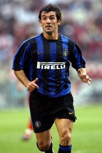 半场战报：门兴格拉德巴赫1-0科隆（半场比分：门兴格拉德巴赫1比0领先科隆）