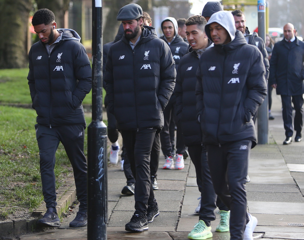 邮报：利马可能进阿根廷名单，曼联也认为集训有助于他恢复（邮报：利马有望入选阿根廷大名单，曼联称集训有利于其康复）