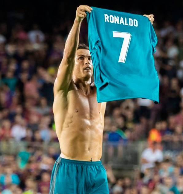 要来切尔西了？哈维-西蒙斯社媒简介删除RB莱比锡字样（哈维-西蒙斯社媒删去RB莱比锡，疑接近切尔西）