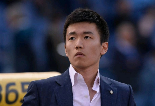 经纪人：蒂亚戈-席尔瓦不会离开弗鲁米嫩塞（经纪人确认：蒂亚戈-席尔瓦将继续留在弗鲁米嫩塞）