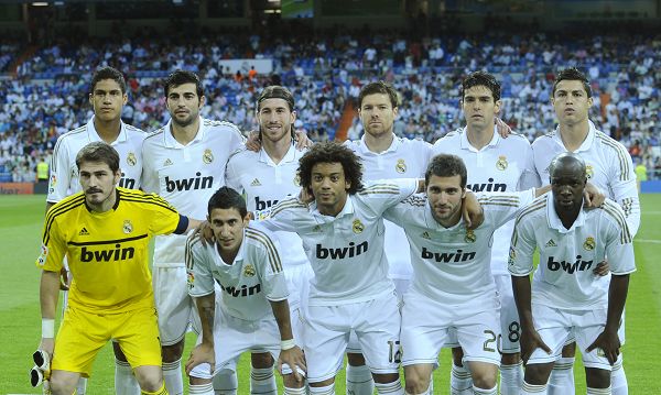 利物浦全力留住科纳特，格伊可能被取代，科纳特状态下滑，但球队仍视其为关键球员。（利物浦力保科纳特：状态下滑仍属核心，格伊位置或被取代）